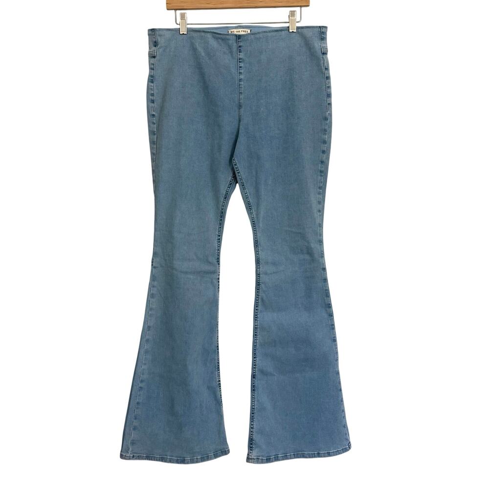 Free People We The Free Penny Pull On Jeans Light Wash Flare Sz 33 Boho Western